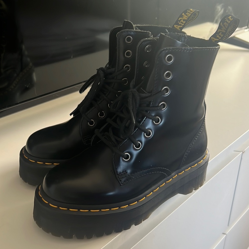 dr martens jadon platform chunky boots